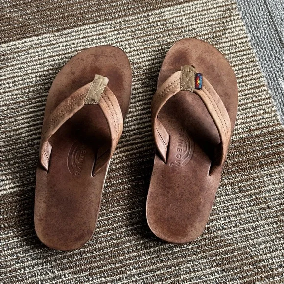 Rainbow men’s sandals 8.5 - Picture 1 of 8